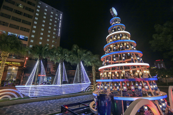 Christmas in Danang, Vietnam